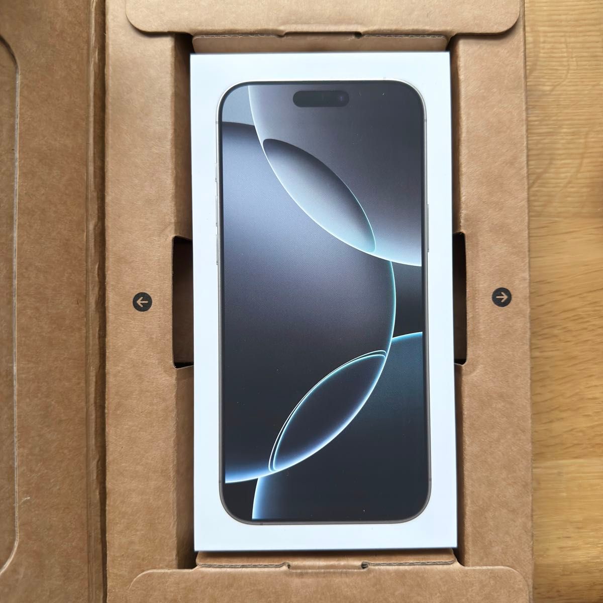 Apple iPhone16 ProMax 256GB ホワイトチタニウム 新品未開封 Apple iPhone16 ProMax 256GB ホワイトチタニウム 新品未開封