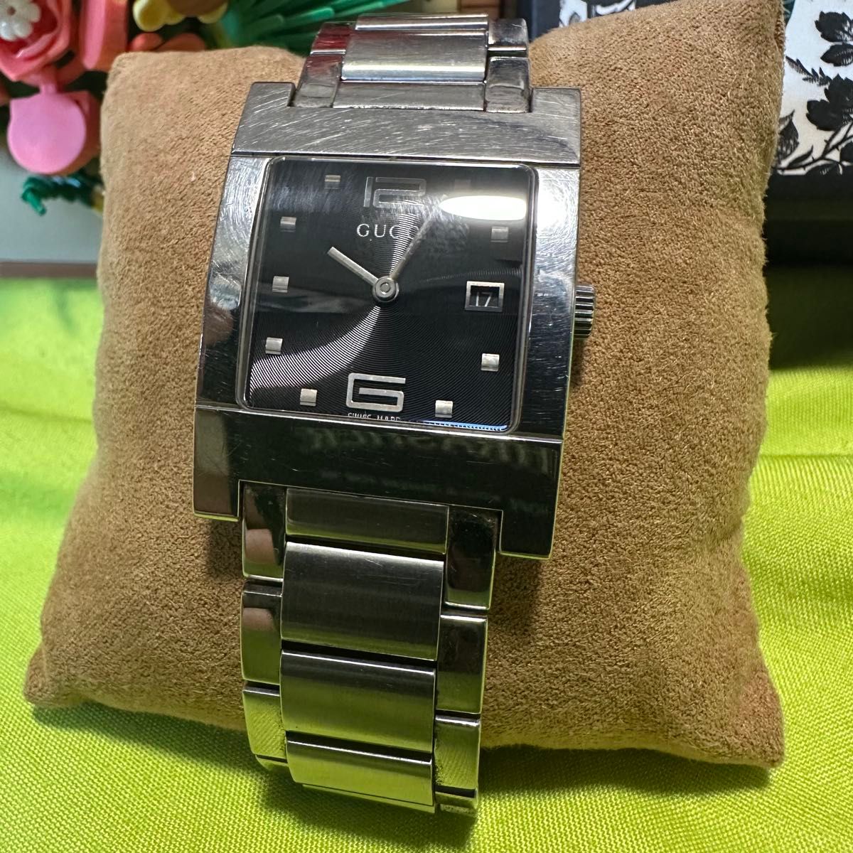 GUCCI グッチ 7700M ブラック クオーツ 腕時計 稼働中|Yahoo GUCCI グッチ 7700M ブラック クオーツ 腕時計 稼働中|Yahoo