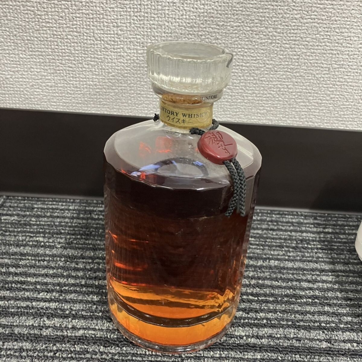 U305-F1-426 【未開栓】SUNTORY サントリー HIBIKI 響 17年 U305-F1-426 【未開栓】SUNTORY サントリー HIBIKI 響 17年