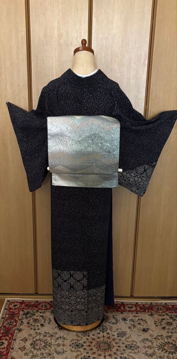 天然阿波藍 藍香房 正絹付下げ 叩き染め 藍染師 中西秀典氏 天然阿波藍 藍香房 正絹付下げ 叩き染め 藍染師 中西秀典氏