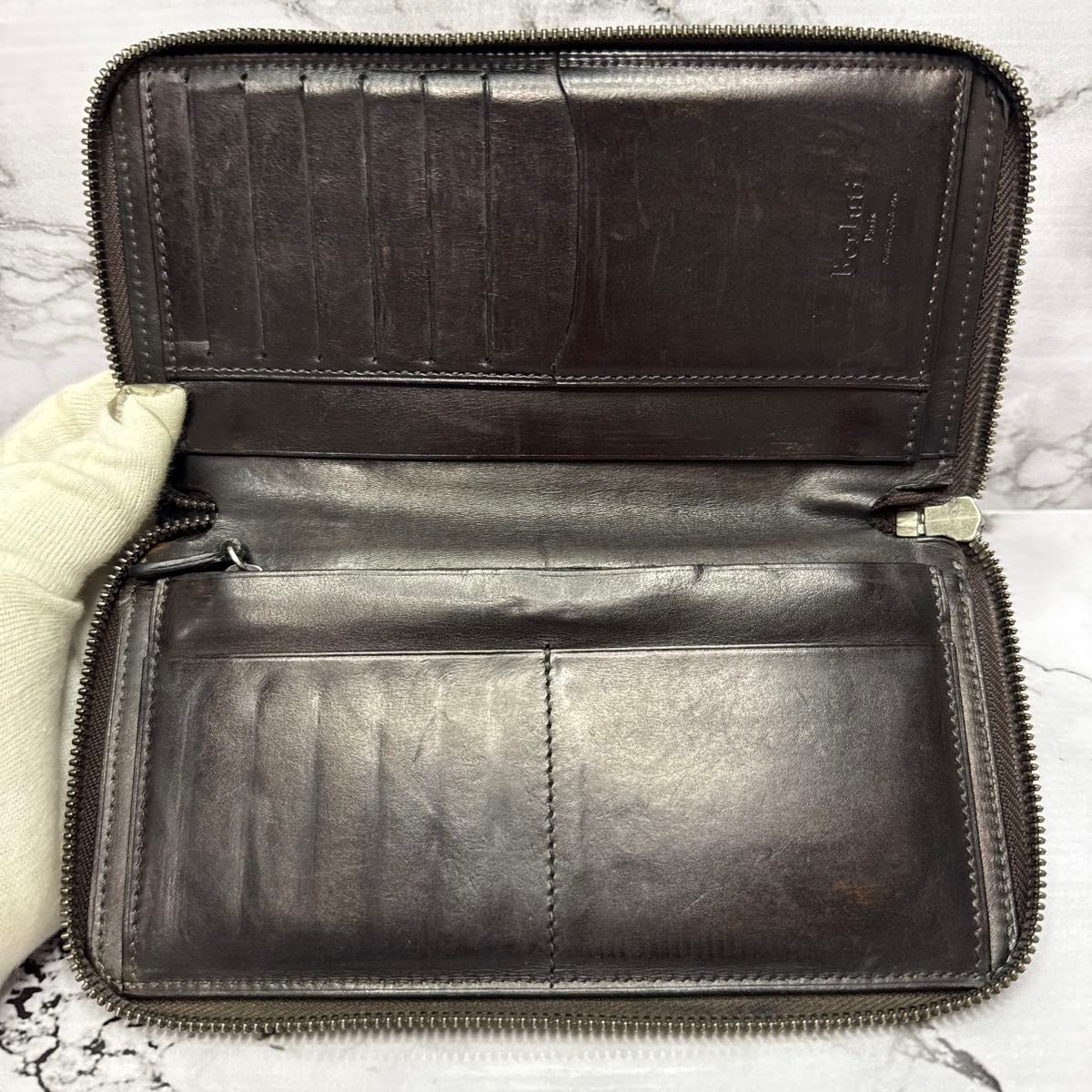 使い勝手の良い】 美品】BERLUTI ベルルッティ 現行 人気色 長 使い勝手の良い】 美品】BERLUTI ベルルッティ 現行 人気色 長