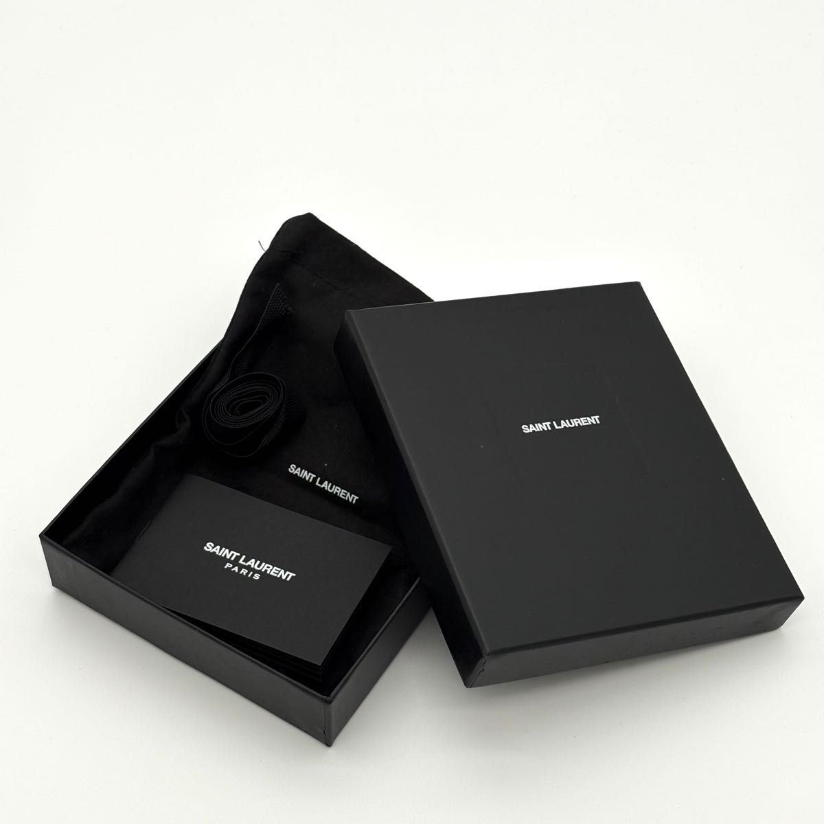 サンローラン YSL マネークリップ お札入れ レザー 黒 ブラック サンローラン YSL マネークリップ お札入れ レザー 黒 ブラック