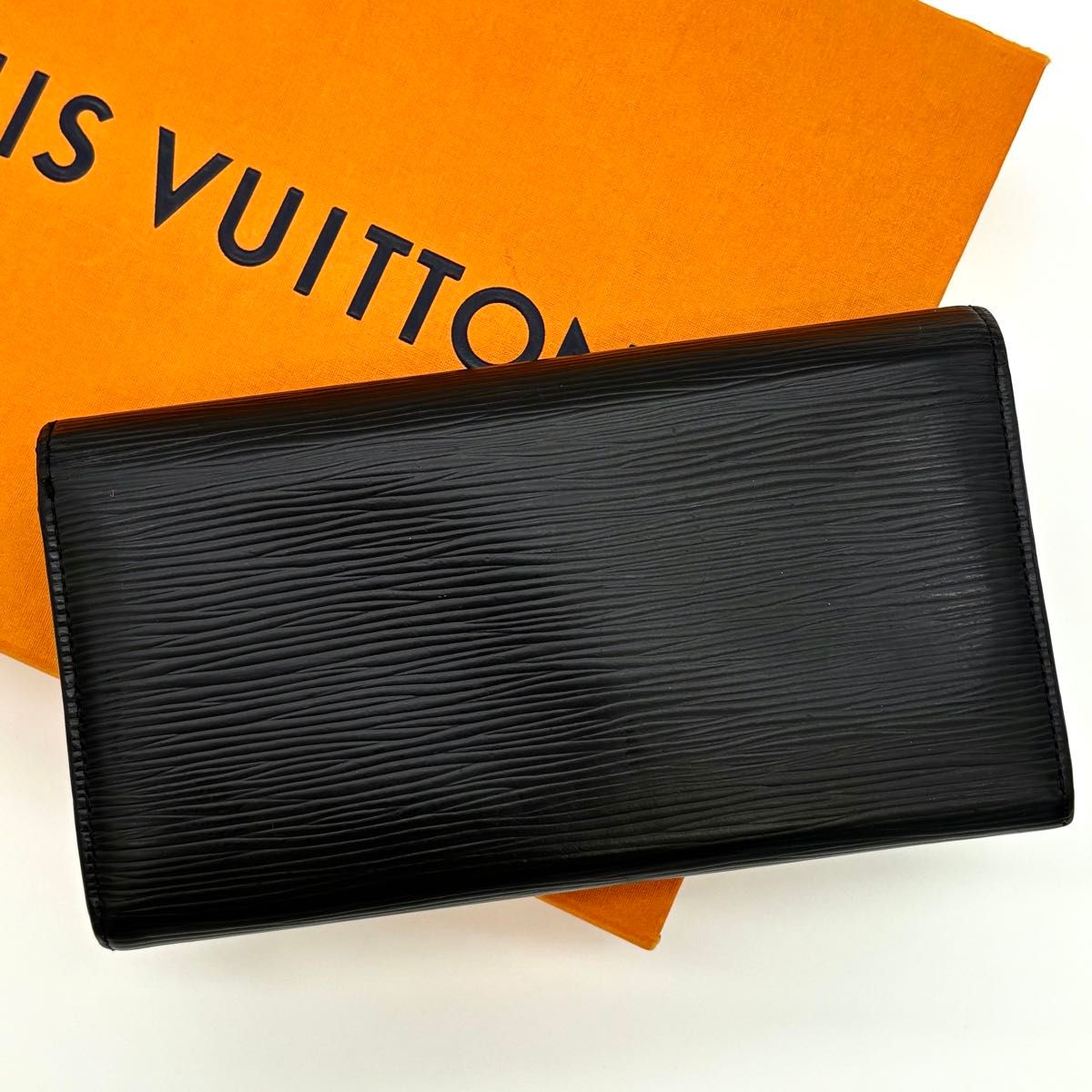 LOUIS VUITTON ルイヴィトン 長財布 エピ ノワール 黒 LOUIS VUITTON ルイヴィトン 長財布 エピ ノワール 黒