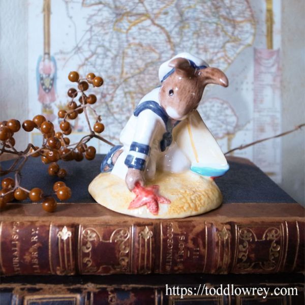 【小さなウサギの水兵さん】イギリス ヴィンテージ ロイヤルドルトン バニキンズ うさぎ ヨット 海 陶器 人形◆◆Royal Doulton Bunnykins