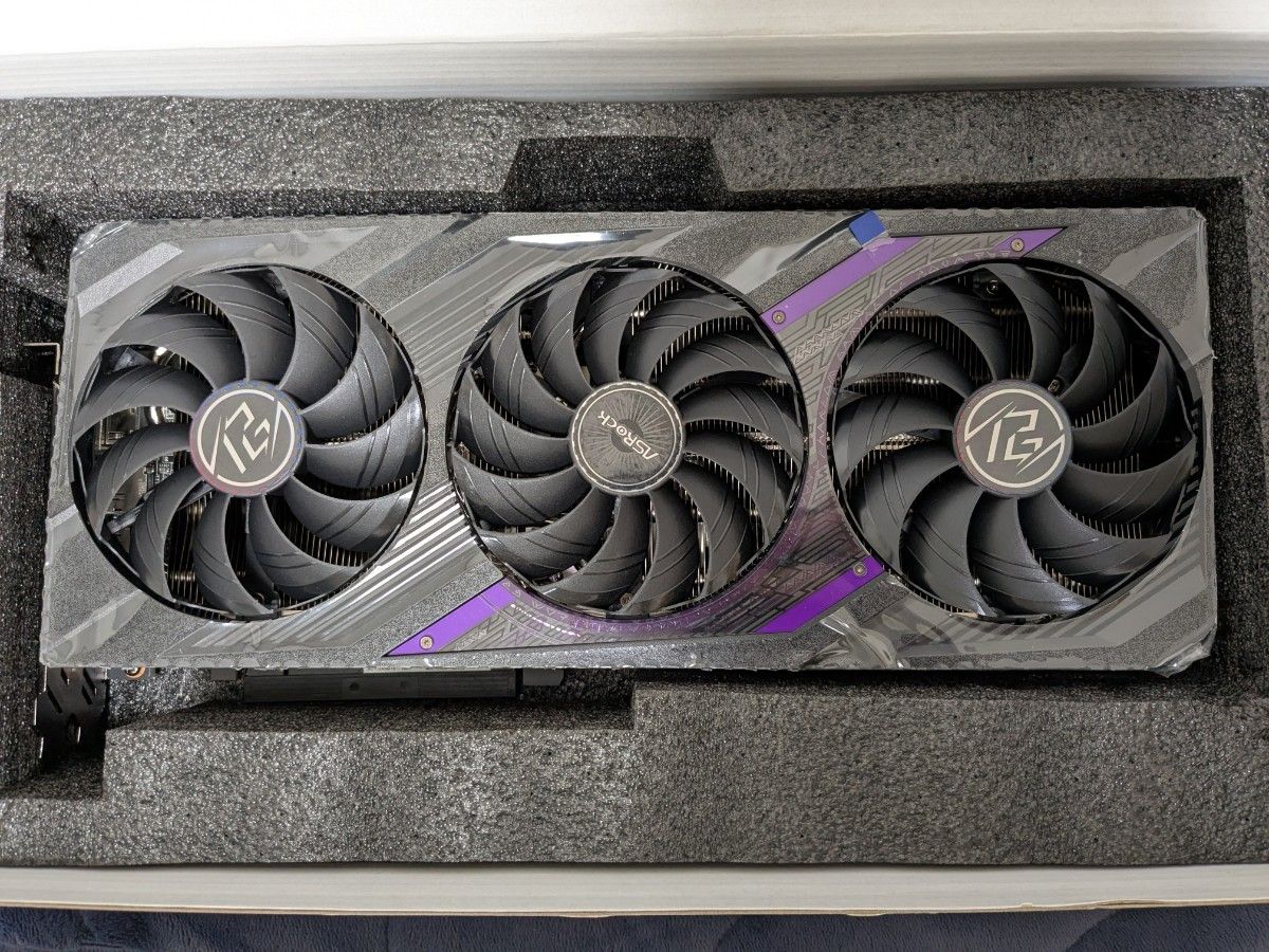 新品同様】ASRock Radeon RX 7800 XT Phantom Gaming 16GB OC 新品同様】ASRock Radeon RX 7800 XT Phantom Gaming 16GB OC
