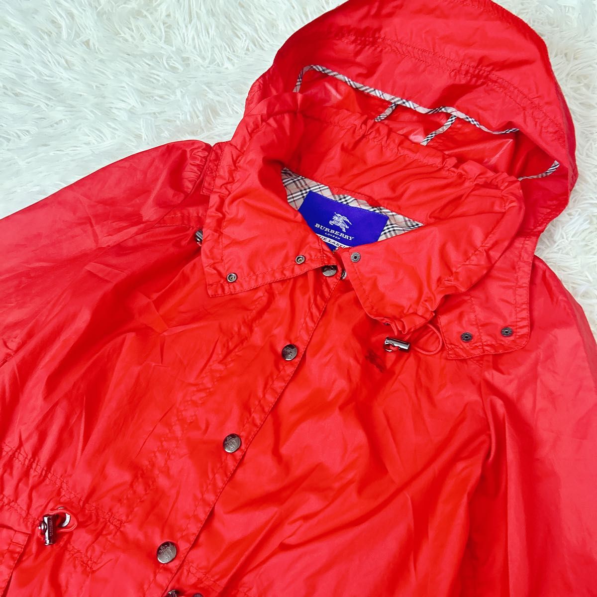 BURBERRY BLUE LABEL ノバチェック マウンテンパーカー ナイロン BURBERRY BLUE LABEL ノバチェック マウンテンパーカー ナイロン