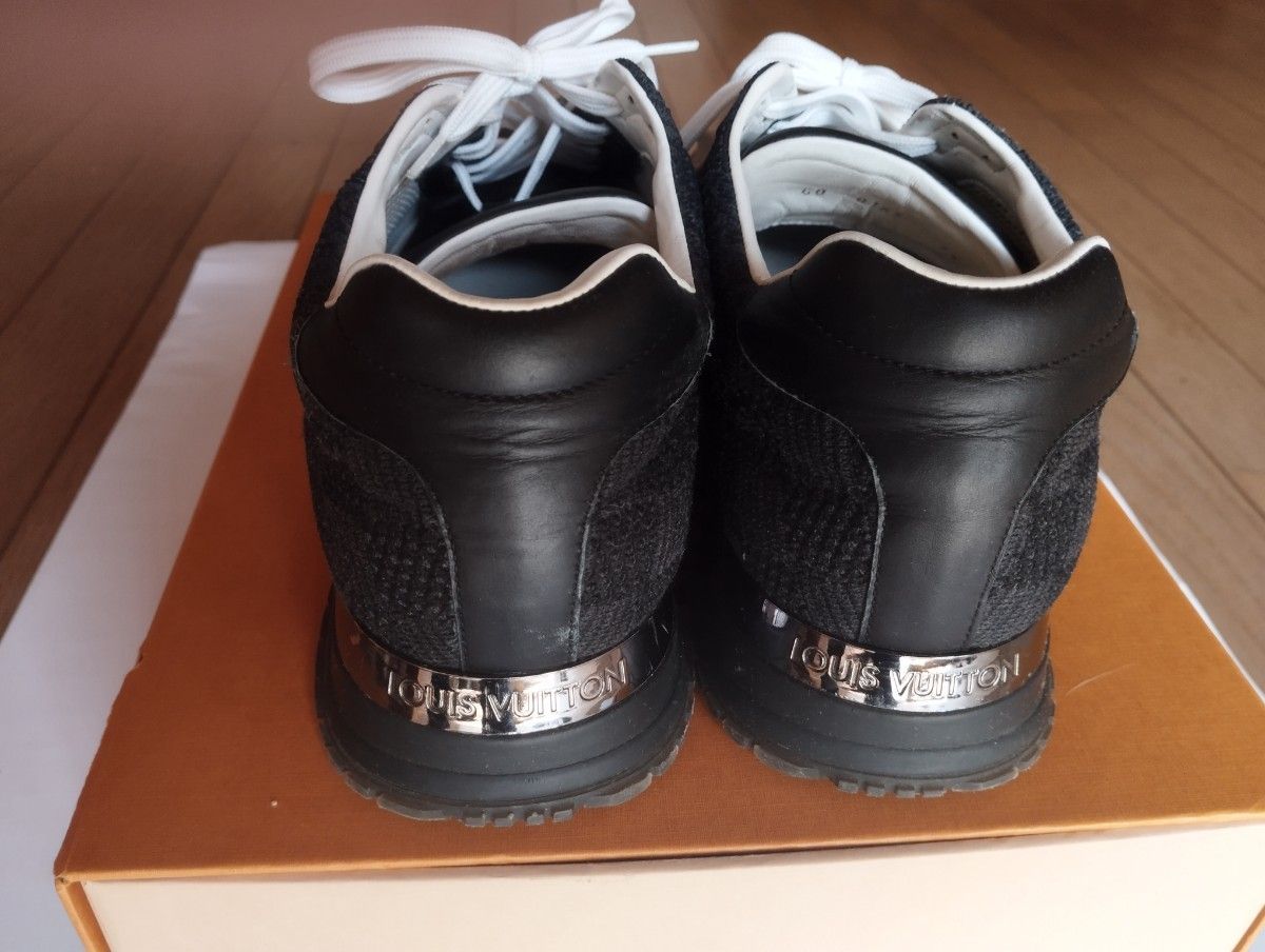 LOUIS VUITTON ランアウェイ・ライン スニーカー 7 1/2|Yahoo LOUIS VUITTON ランアウェイ・ライン スニーカー 7 1/2|Yahoo