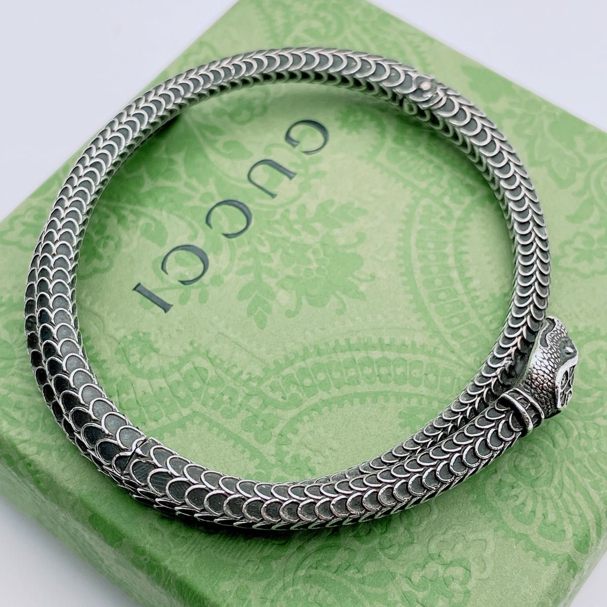 GUCCI バングル スネーク ブレスレット シルバー ヘビ 17号 付属 GUCCI バングル スネーク ブレスレット シルバー ヘビ 17号 付属