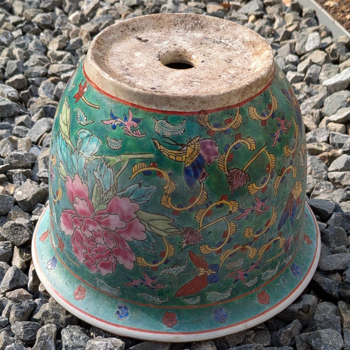 ① 希少 当時物 中国 景徳鎮 粉彩色絵鉢 蝶と牡丹 植木鉢 直径約 ① 希少 当時物 中国 景徳鎮 粉彩色絵鉢 蝶と牡丹 植木鉢 直径約