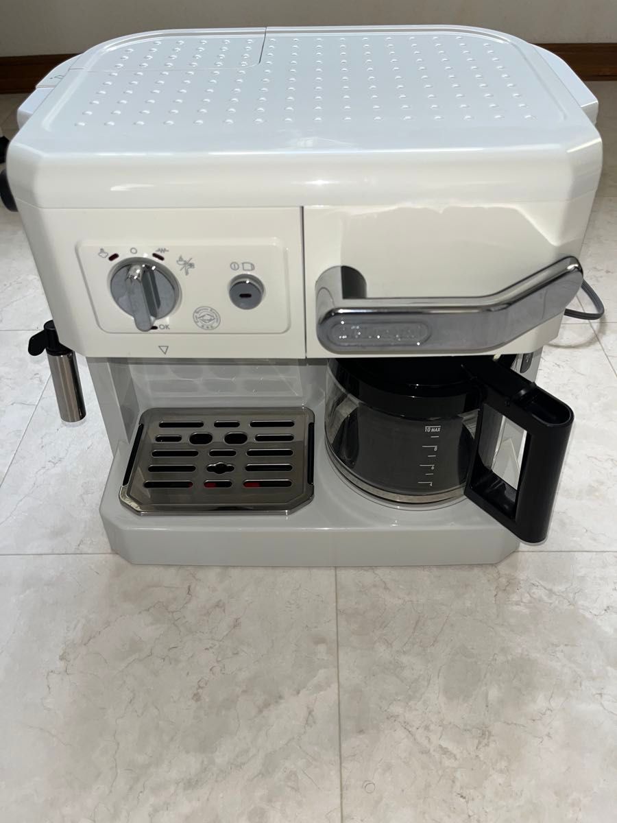 DeLonghi デロンギ エスプレッソメーカー兼用コーヒーメーカー DeLonghi デロンギ エスプレッソメーカー兼用コーヒーメーカー