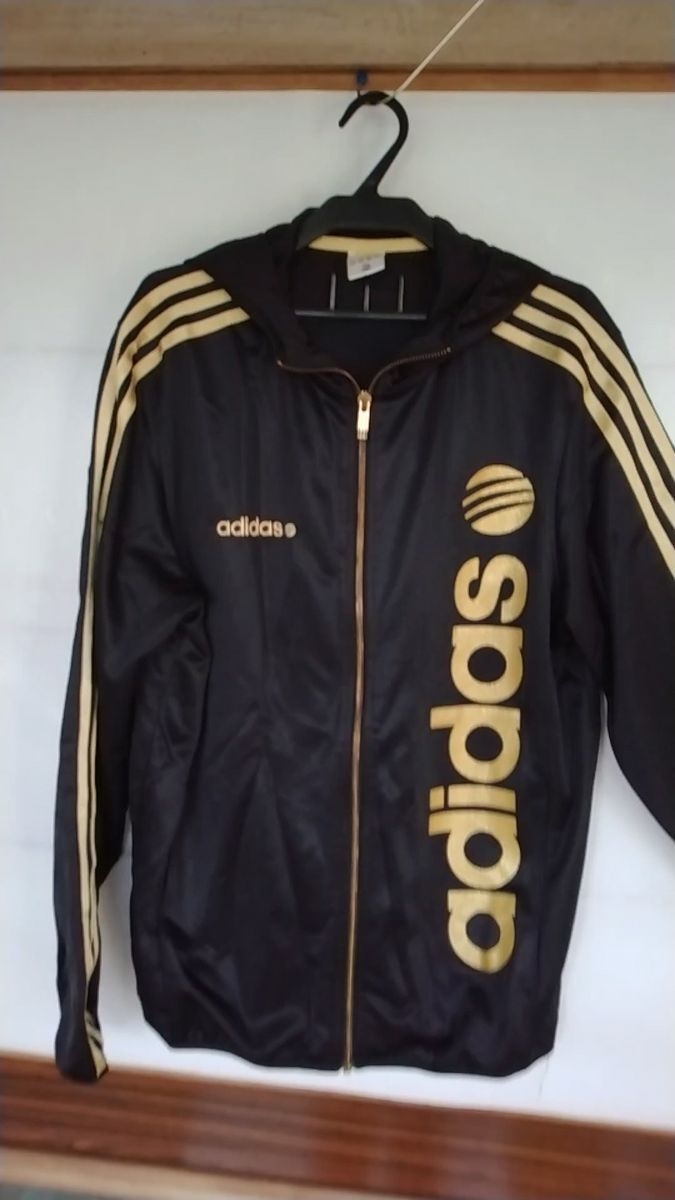 レディースadidas neoジャージ ブラック×ゴールド Lサイズ