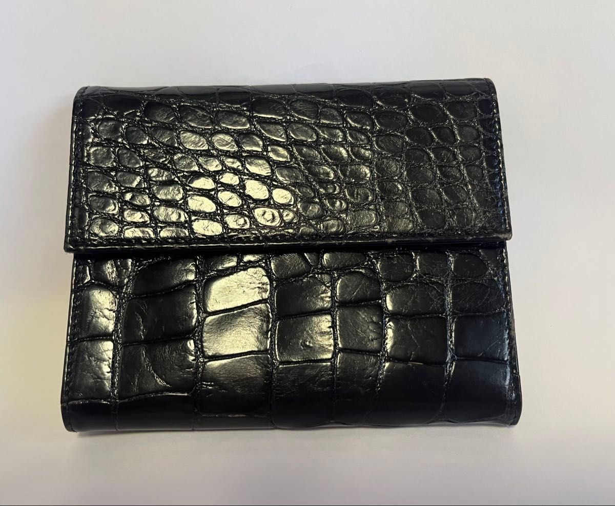 PRADA 二つ折り財布 クロコダイル調 ブラック|Yahoo!フリマ(旧 PRADA 二つ折り財布 クロコダイル調 ブラック|Yahoo!フリマ(旧