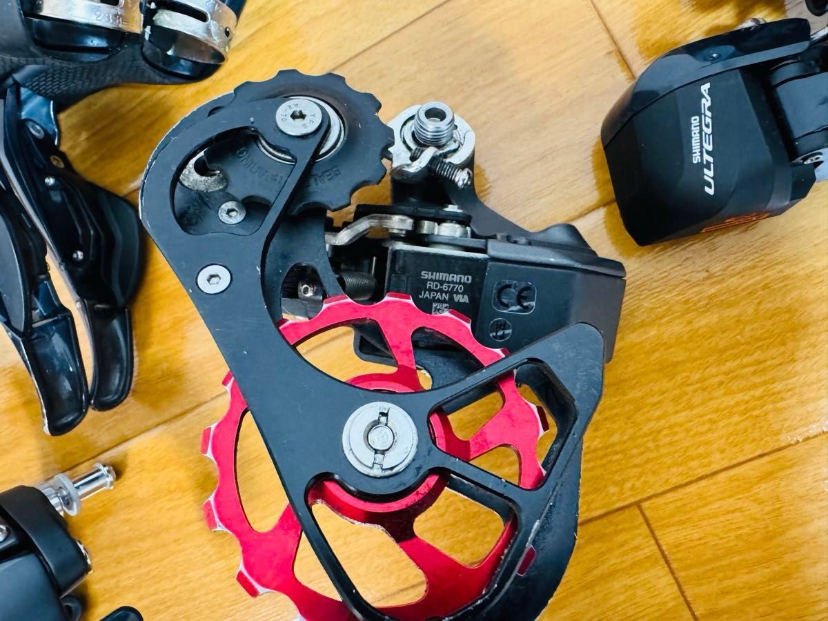 SHIMANO ULTEGRA Di2 6770×6870 ミックス コンポーネント フル SHIMANO ULTEGRA Di2 6770×6870 ミックス コンポーネント フル