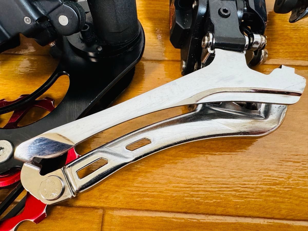 SHIMANO ULTEGRA Di2 6770×6870 ミックス コンポーネント フル SHIMANO ULTEGRA Di2 6770×6870 ミックス コンポーネント フル