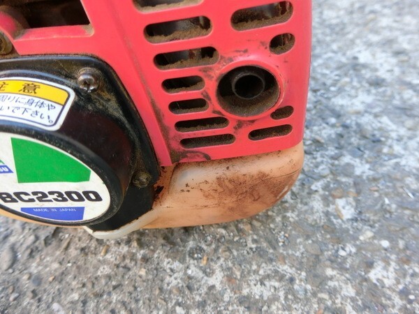 1000円~ ZENOAH KOMATSU BC2300 ゼノア 草刈り機 草むしり 中古 1000円~ ZENOAH KOMATSU BC2300 ゼノア 草刈り機 草むしり 中古