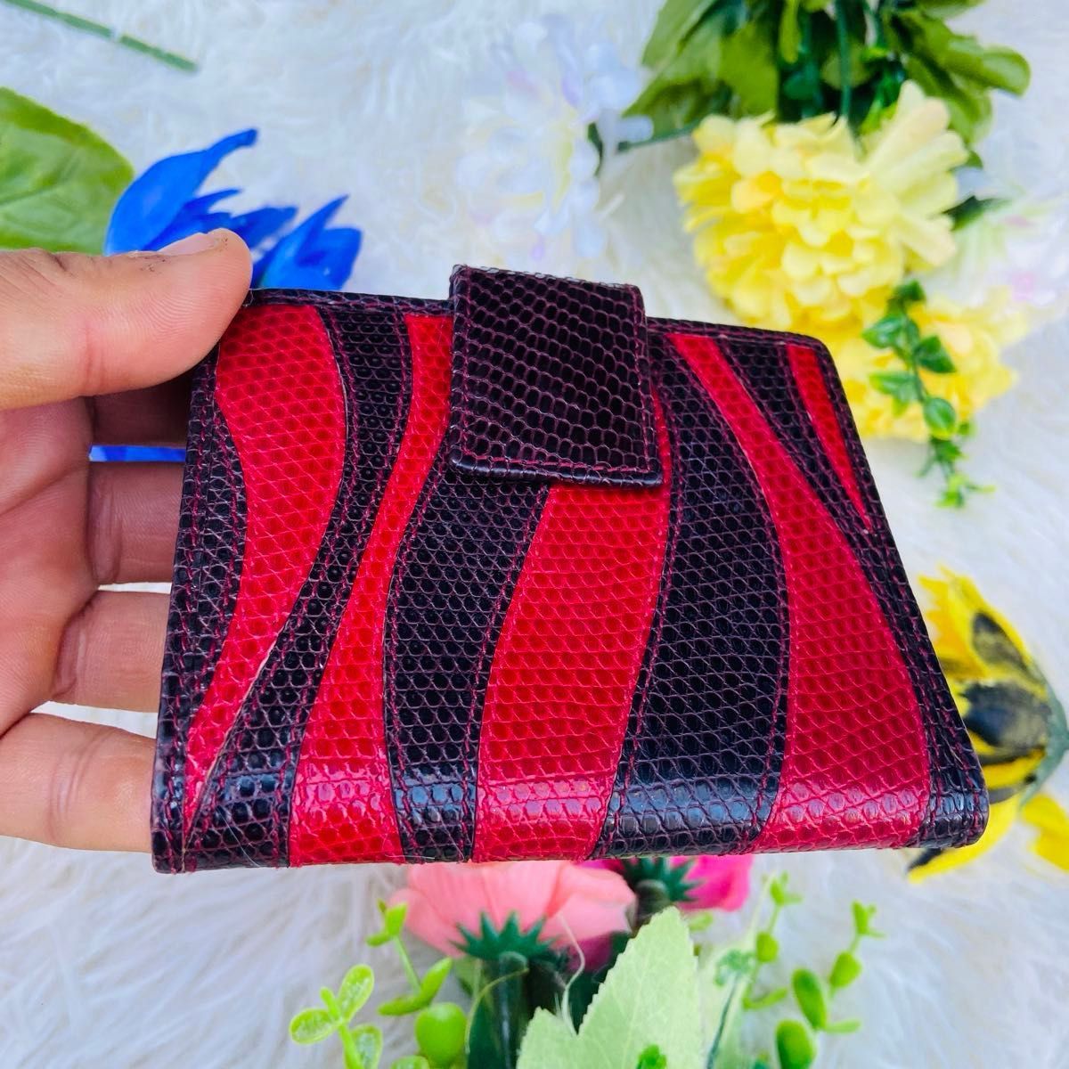 希少 ヘビ GUCCI グッチ パイソン 二つ折り財布 本革 レザー 希少 ヘビ GUCCI グッチ パイソン 二つ折り財布 本革 レザー