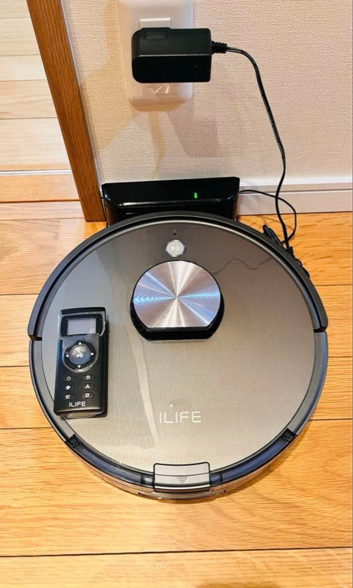 ILIFE ロボット掃除機 本体 付属リモコン・充電ドック 箱付き ILIFE ロボット掃除機 本体 付属リモコン・充電ドック 箱付き