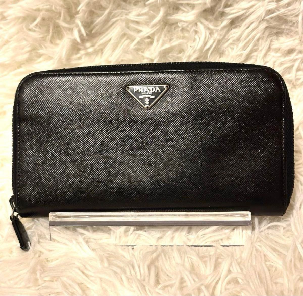 PRADA プラダ 長財布 サフィアーノレザー ラウンドファスナー PRADA プラダ 長財布 サフィアーノレザー ラウンドファスナー