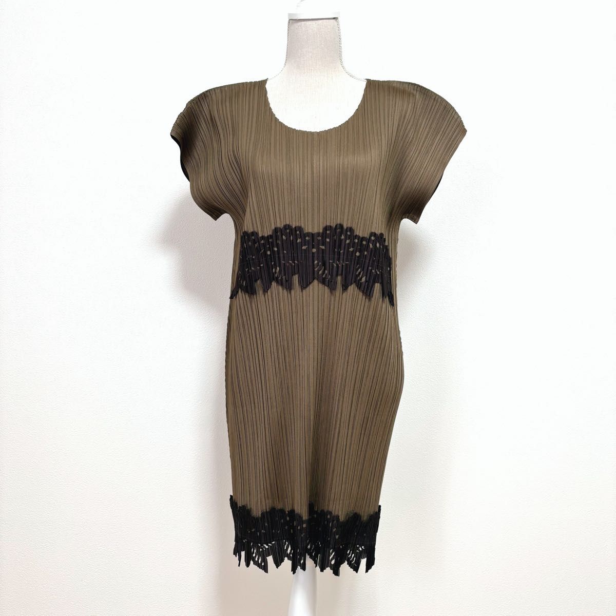 ISSEY MIYAKE イッセイミヤケ PLEATS PLEASE プリーツプリーズ ISSEY MIYAKE イッセイミヤケ PLEATS PLEASE プリーツプリーズ