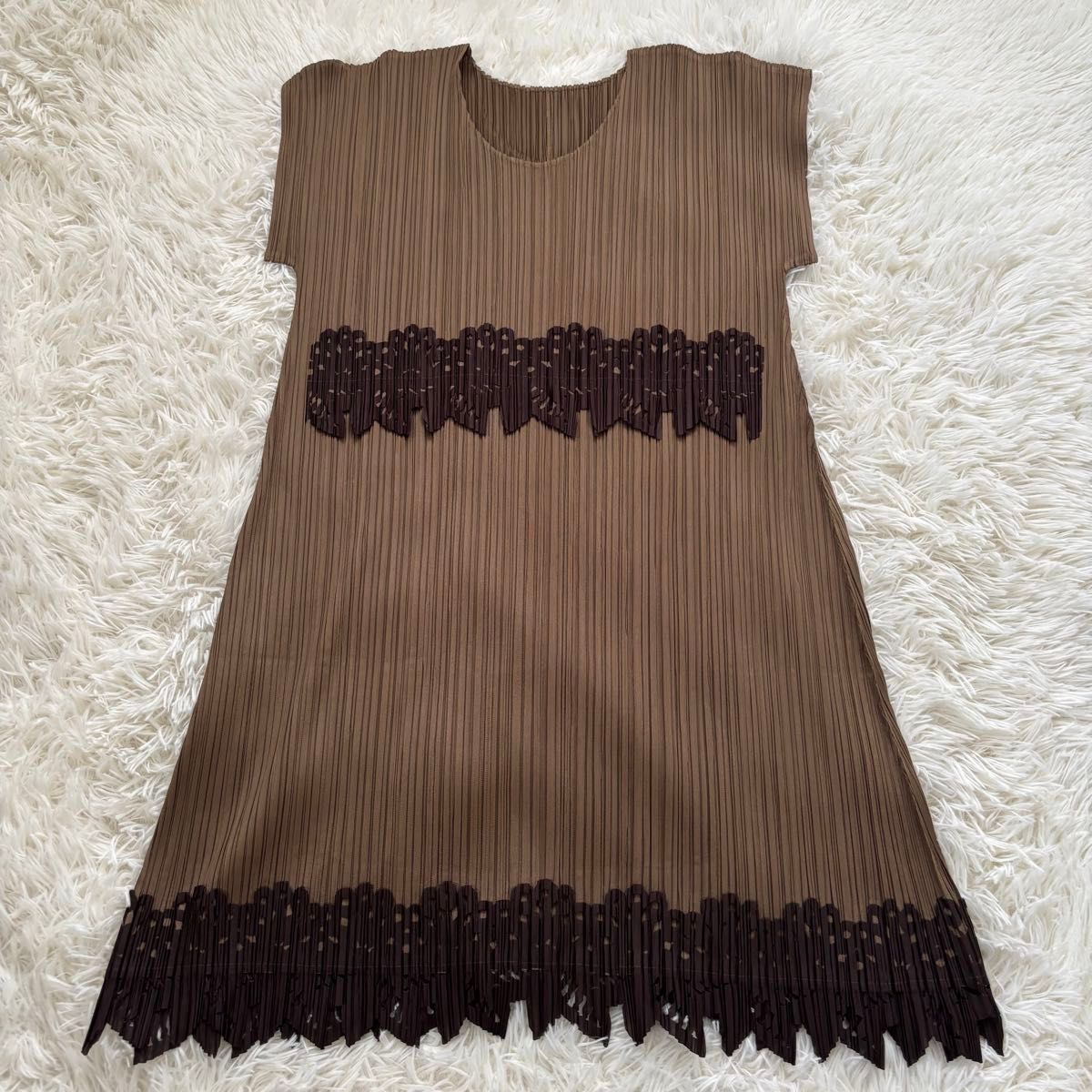 ISSEY MIYAKE イッセイミヤケ PLEATS PLEASE プリーツプリーズ ISSEY MIYAKE イッセイミヤケ PLEATS PLEASE プリーツプリーズ