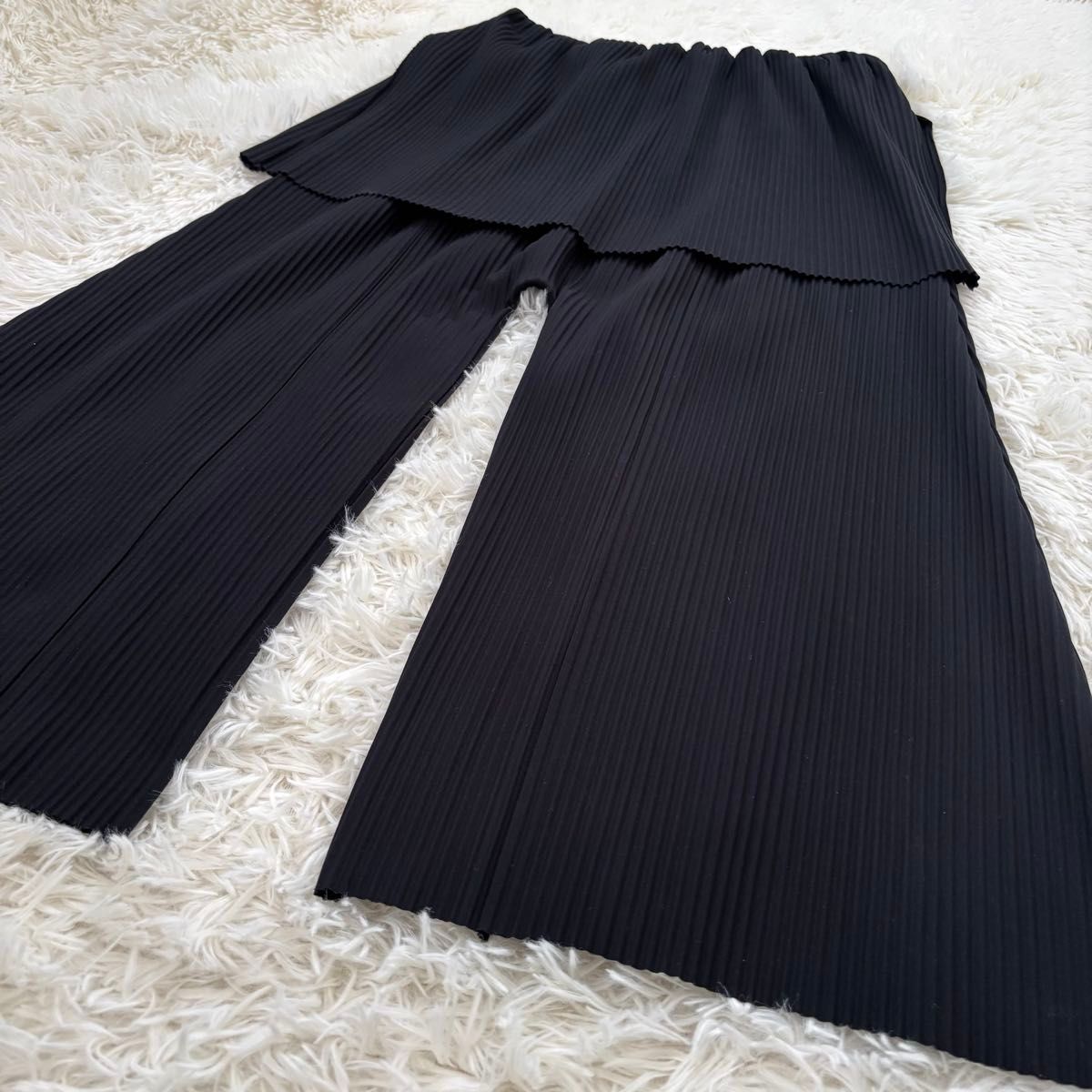 me ISSEY MIYAKE ミーイッセイミヤケ ファインニットプリーツ me ISSEY MIYAKE ミーイッセイミヤケ ファインニットプリーツ
