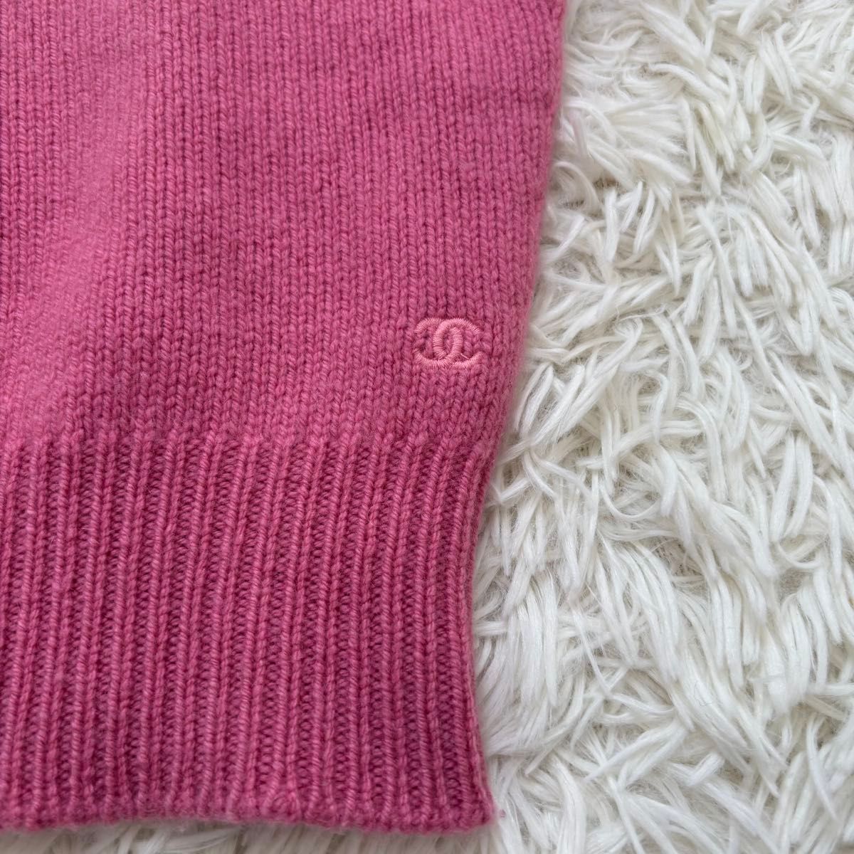 美品 CHANEL ココマーク シャネル カシミヤ100% サマーニット 美品 CHANEL ココマーク シャネル カシミヤ100% サマーニット
