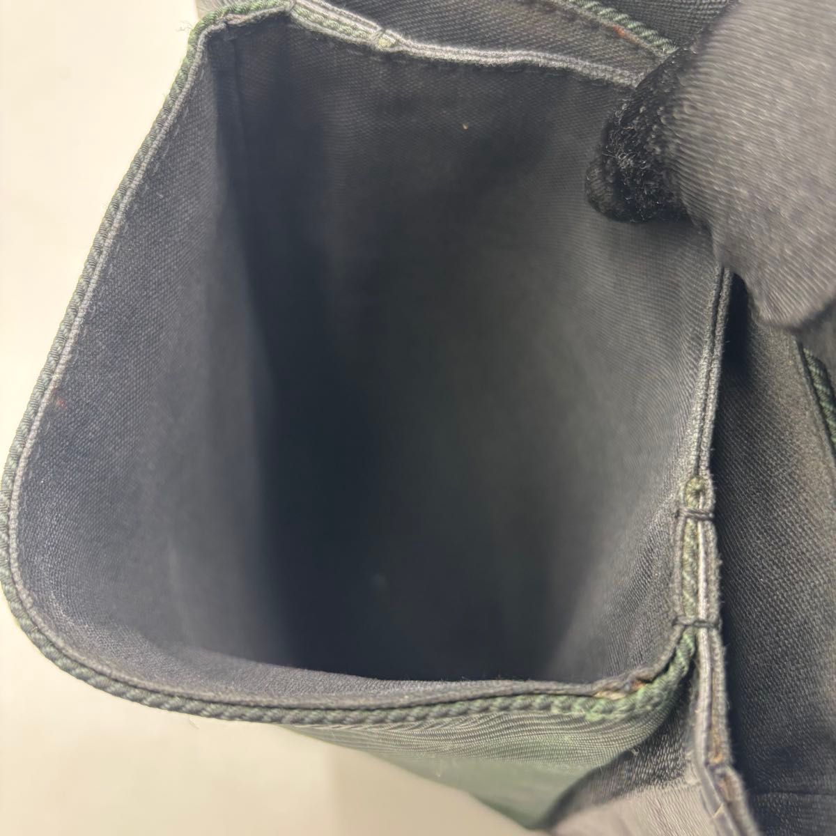 LOUIS VUITTON ルイヴィトンM30892 タイガ サラトヴPM LOUIS VUITTON ルイヴィトンM30892 タイガ サラトヴPM