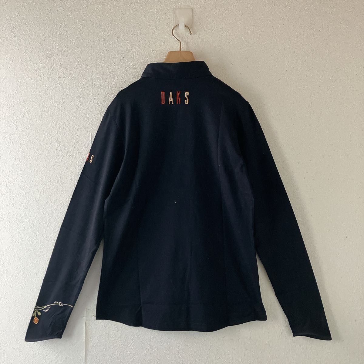 DAKS-GOLF ダックスゴルフ ダックスフント柄 犬 ドッグ dog 刺繍 DAKS-GOLF ダックスゴルフ ダックスフント柄 犬 ドッグ dog 刺繍