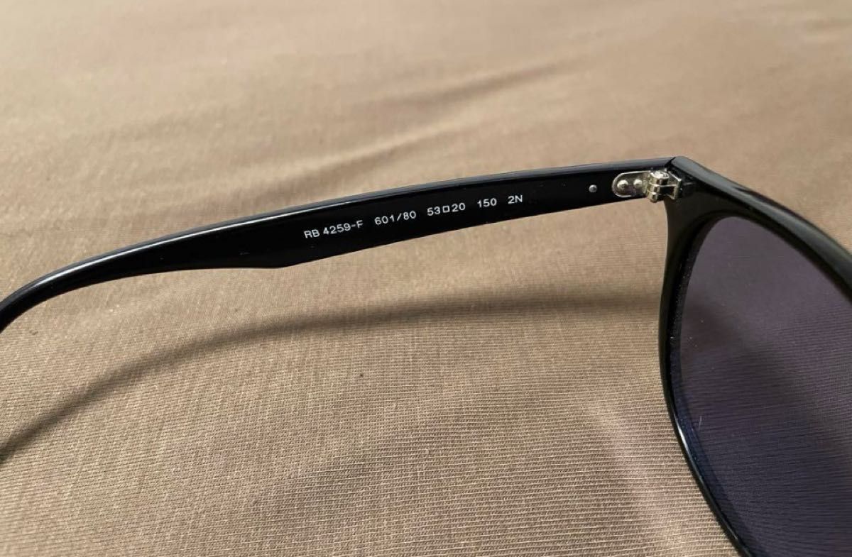 Ray-ban レイバン サングラス RB 4259-F 601/80 飯田将成さん Ray-ban レイバン サングラス RB 4259-F 601/80 飯田将成さん