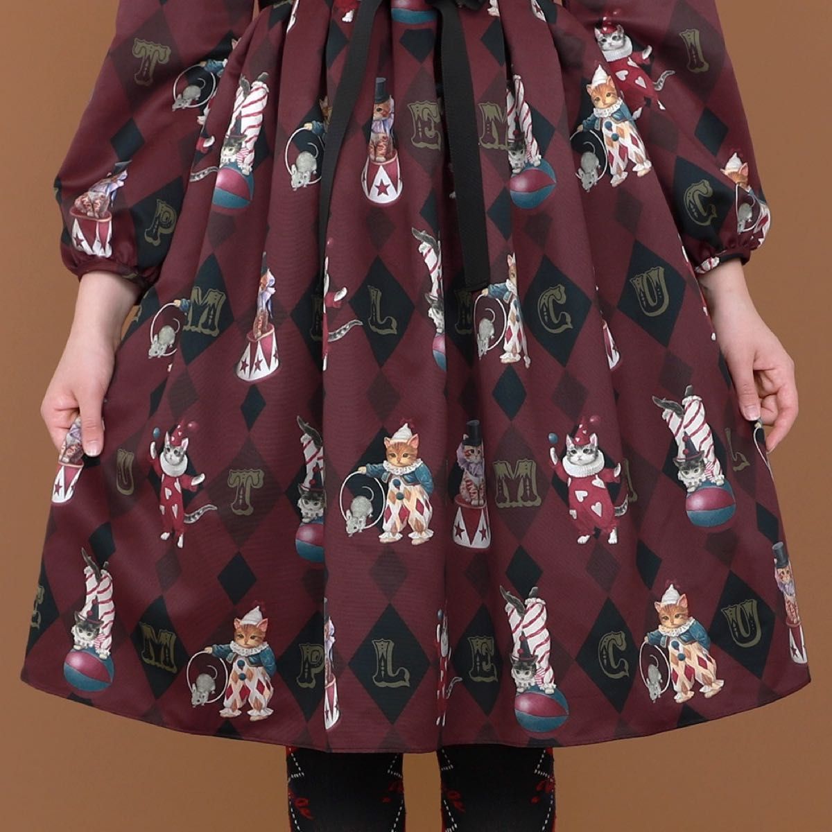 Emily Temple Cute CIRCUS CATS ワンピース レッド|Yahoo Emily Temple Cute CIRCUS CATS ワンピース レッド|Yahoo