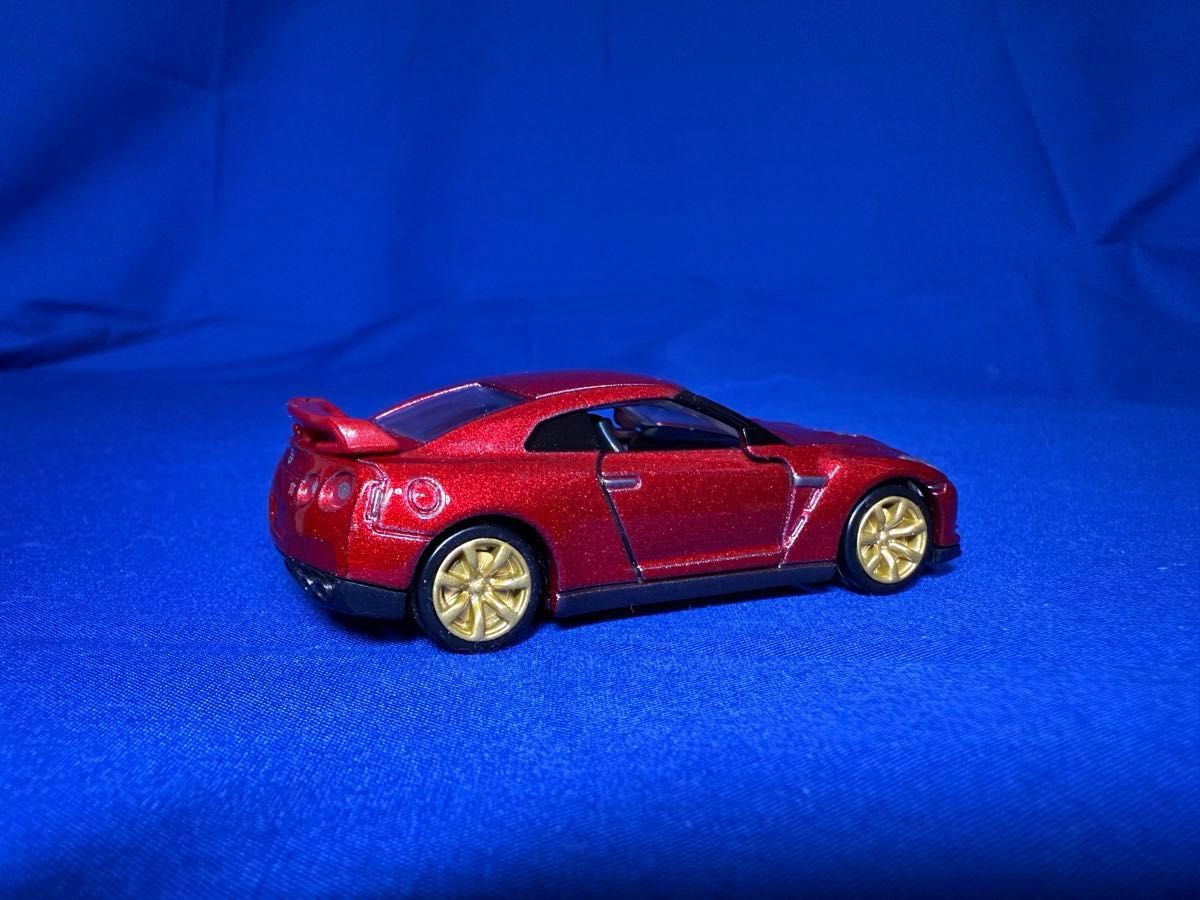 トミカプレミアム 日産 NISSAN GT-R R35 10周年記念 トミカプレミアム 日産 NISSAN GT-R R35 10周年記念