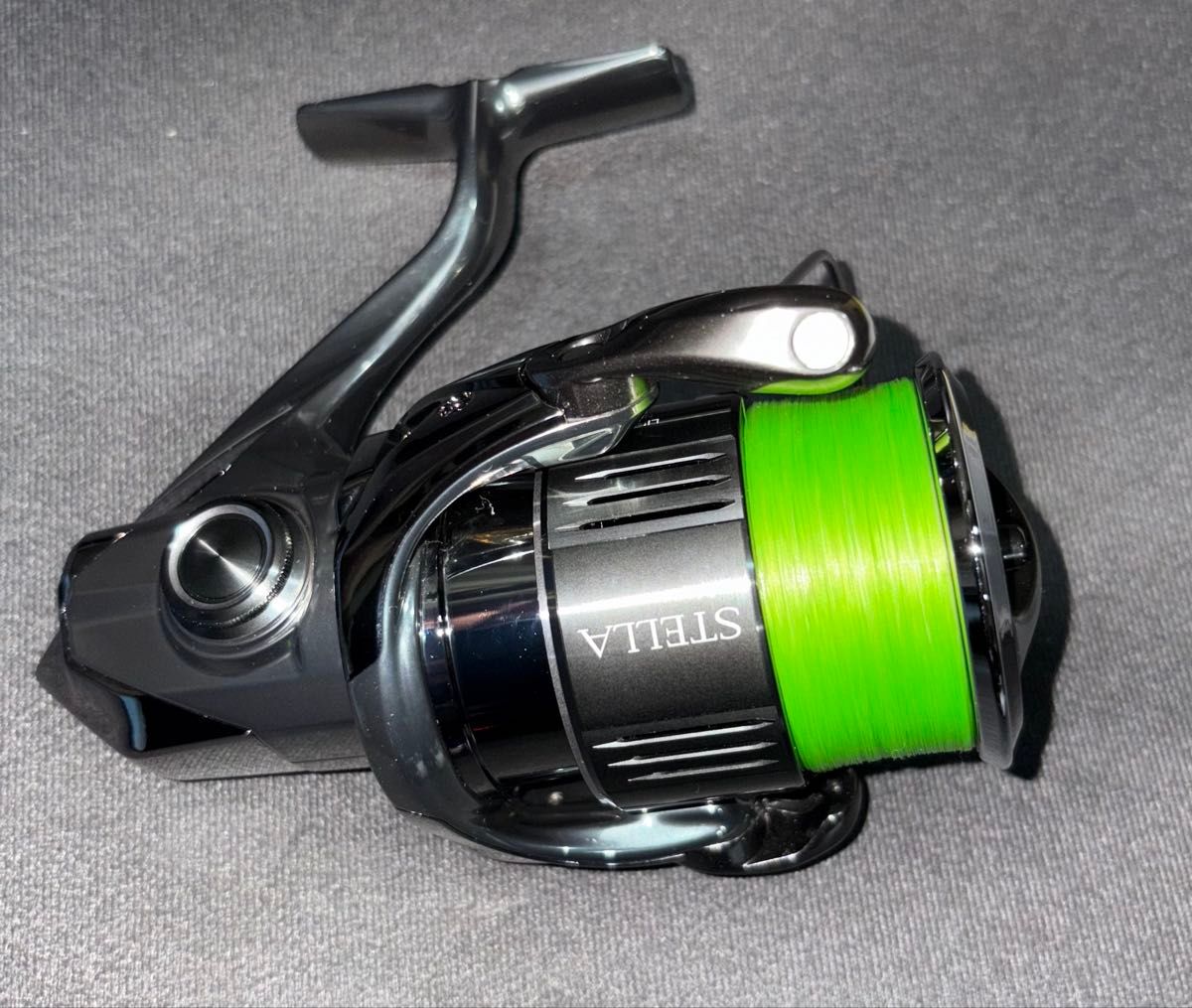22ステラ C5000XG 新品同様 ハンドル組のみ無し SHIMANO 22ステラ C5000XG 新品同様 ハンドル組のみ無し SHIMANO