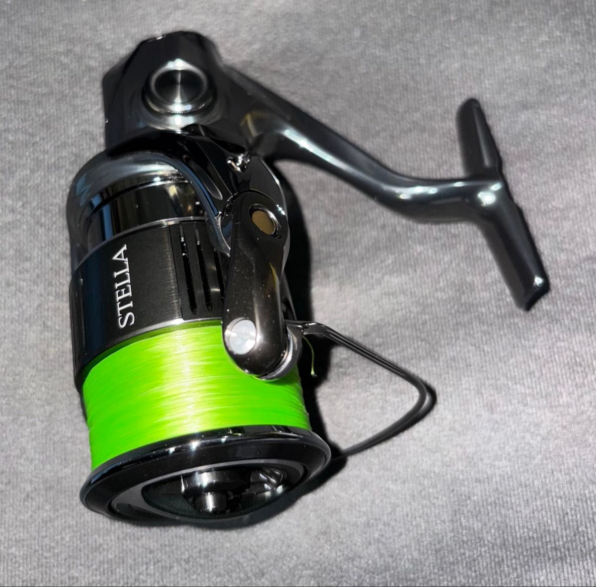 22ステラ C5000XG 新品同様 ハンドル組のみ無し SHIMANO 22ステラ C5000XG 新品同様 ハンドル組のみ無し SHIMANO