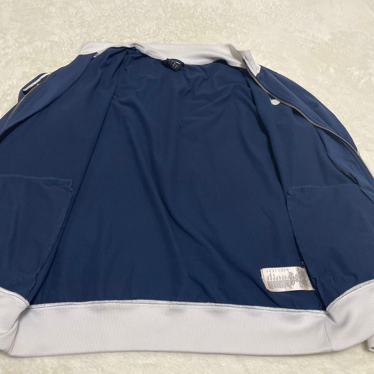 90s 2XLアンブロUmbro トラックジャケット ネイビー ジャージ 90s 2XLアンブロUmbro トラックジャケット ネイビー ジャージ