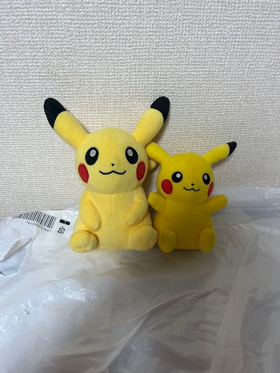 ポケモンセンター限定 ピカチュウ ぬいぐるみセットです 最新版 ポケモンセンター限定 ピカチュウ ぬいぐるみセットです 最新版