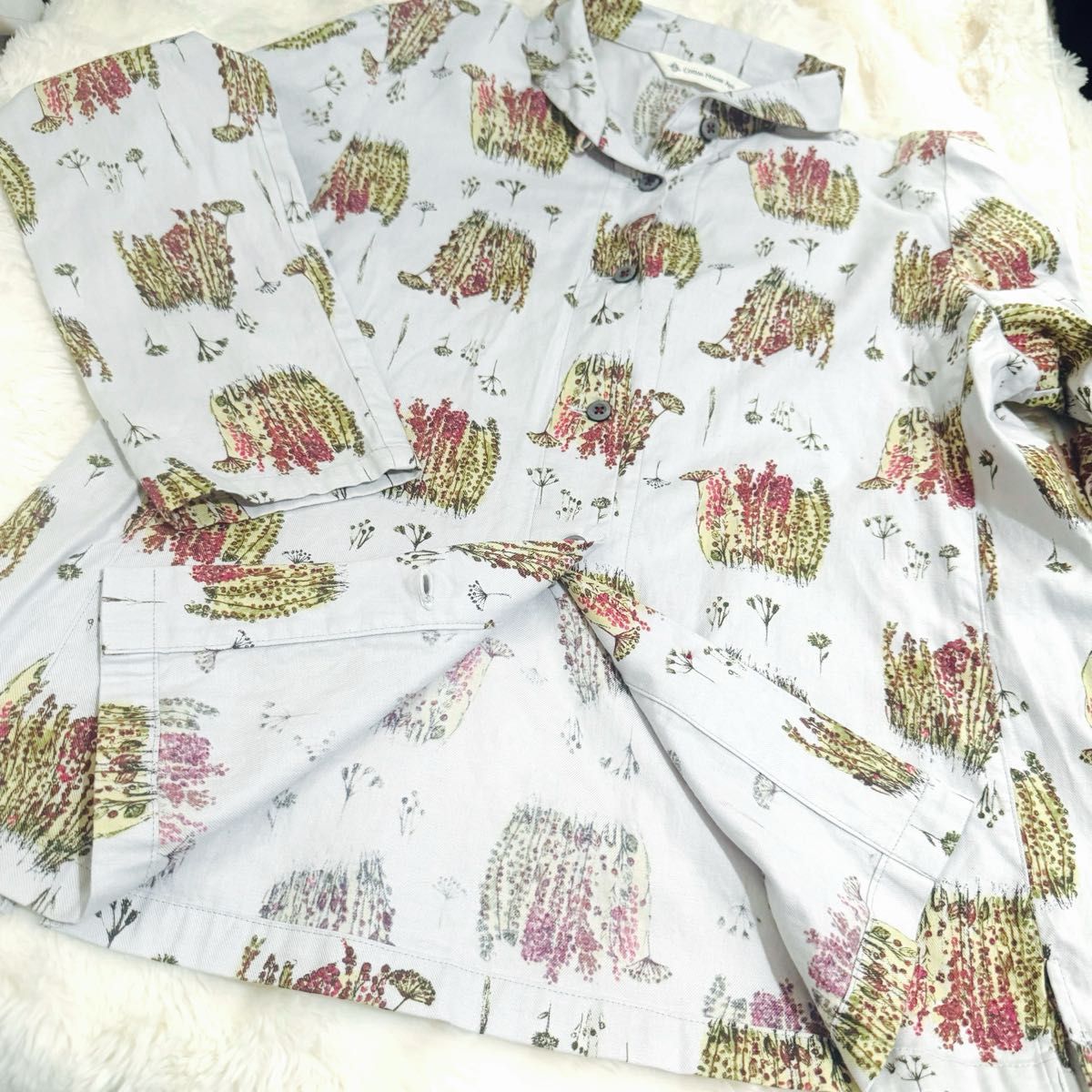 美品)Cotton House Aya コットンハウスアヤ 長袖 植物 総柄 M 美品)Cotton House Aya コットンハウスアヤ 長袖 植物 総柄 M