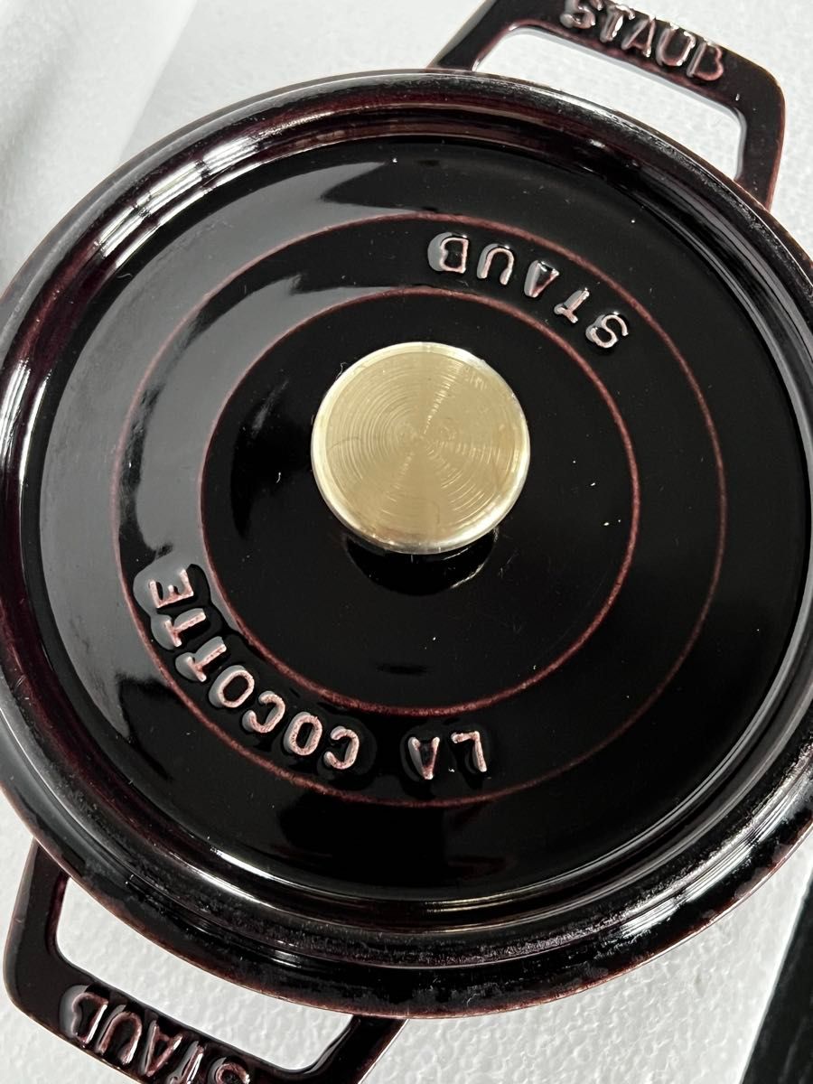 STAUB ストウブ 希少 レア 廃盤品 オーベルジン ナス18cm エッグ STAUB ストウブ 希少 レア 廃盤品 オーベルジン ナス18cm エッグ