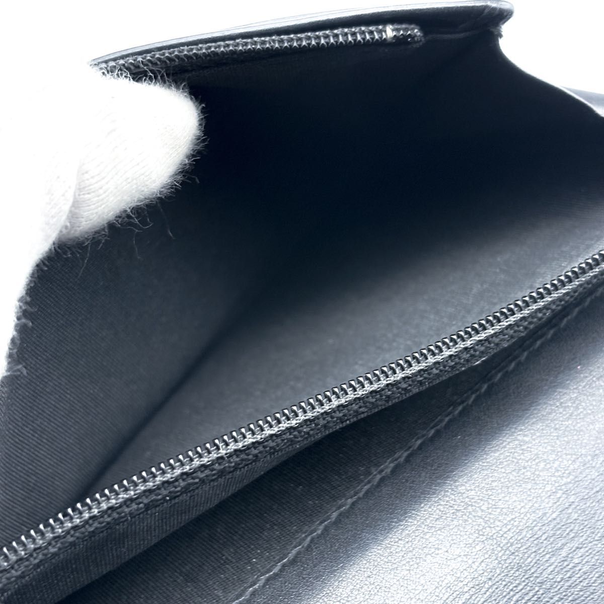 美品】シャネル ココステッチ デカココ キャビア 二つ折 長財布 美品】シャネル ココステッチ デカココ キャビア 二つ折 長財布