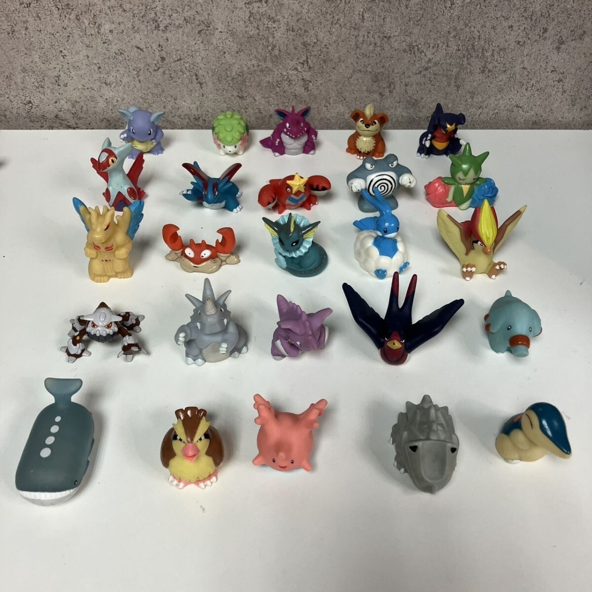 〇O610-P4-652 ポケモン 指人形 大量 約100点セット ソフビ 〇O610-P4-652 ポケモン 指人形 大量 約100点セット ソフビ