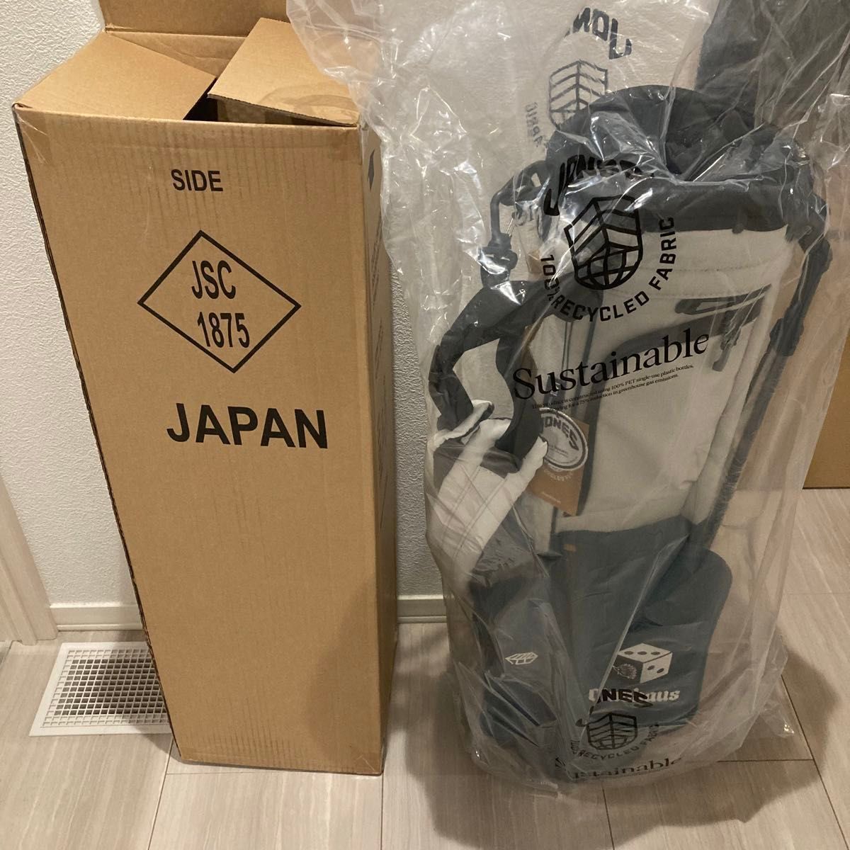 即日発送可【新品未使用】クラブハウス × タングラム コラボ 即日発送可【新品未使用】クラブハウス × タングラム コラボ