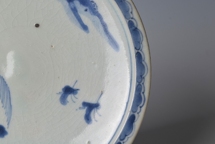 【趣楽】 江戸時代前期　初期伊万里染付山水図飾り皿　直径２１，２ｃｍ　W1151　_画像4