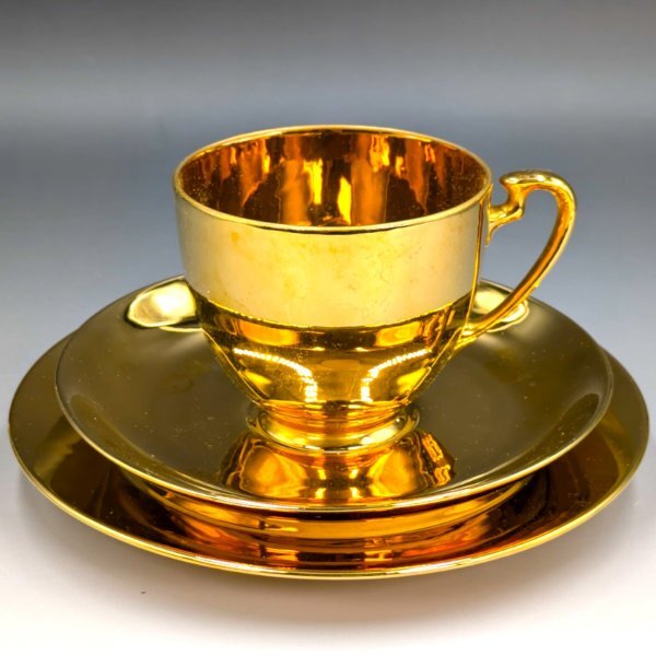 里帰り オールドノリタケ 芸術的逸品 黄金色 キャビネットトリオ 里帰り オールドノリタケ 芸術的逸品 黄金色 キャビネットトリオ