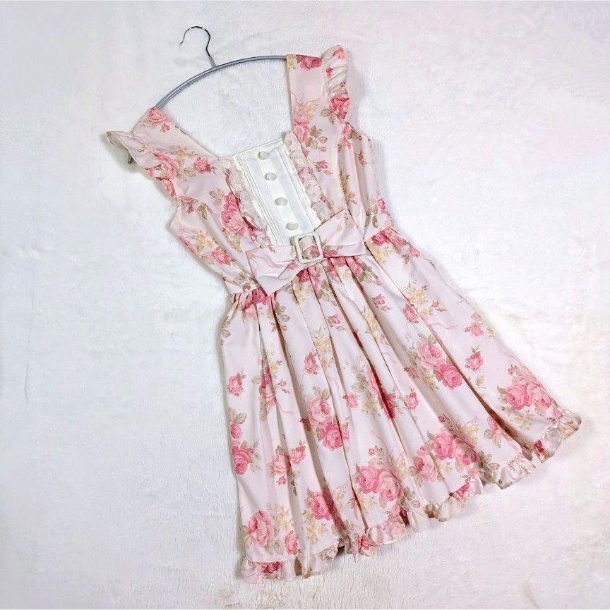 希少 新品同様 極美品 LIZ LISA 花柄 ローズ 薔薇 ジャンスカ 希少 新品同様 極美品 LIZ LISA 花柄 ローズ 薔薇 ジャンスカ