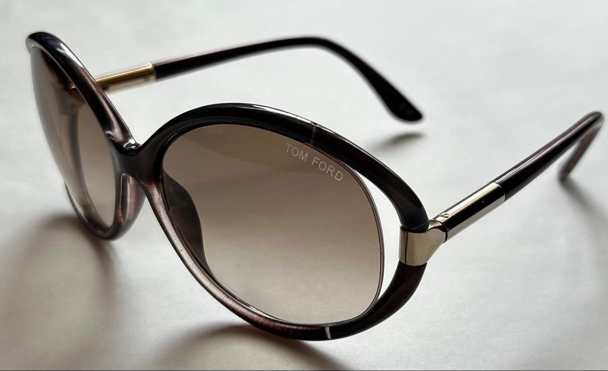 TOMFORDトムフォードSandrineTF124 サングラス(ブラウン系 TOMFORDトムフォードSandrineTF124 サングラス(ブラウン系