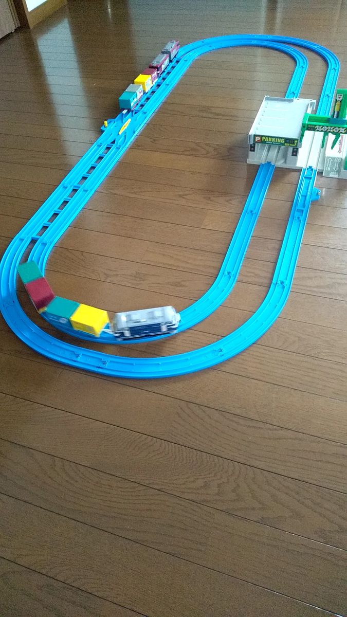 プラレール トミカであそぼう!積みおろしステーションとEF66 54 機関車、EH500-3 金太郎車両、貨物、 コンテナ セット