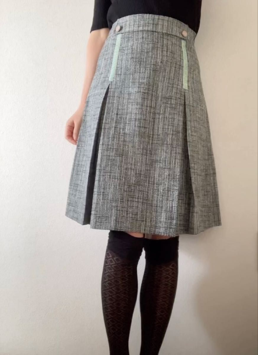 新品タグ付き プリーツスカート M