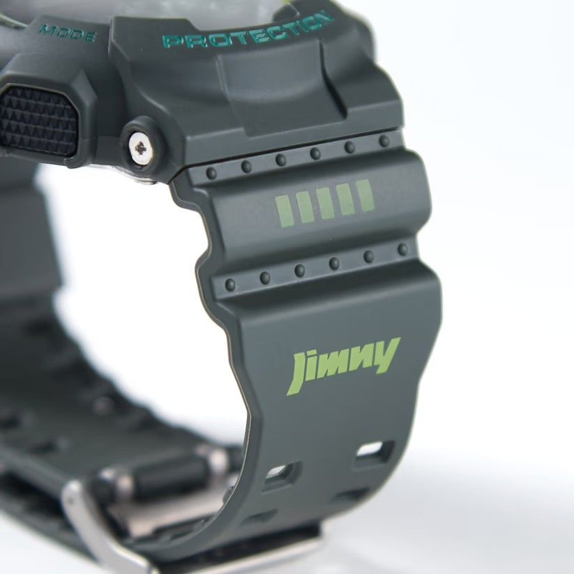 新品 SUZUKI JIMNY×CASIO G-SHOCK GD-100コラボウォッチ サード 新品 SUZUKI JIMNY×CASIO G-SHOCK GD-100コラボウォッチ サード