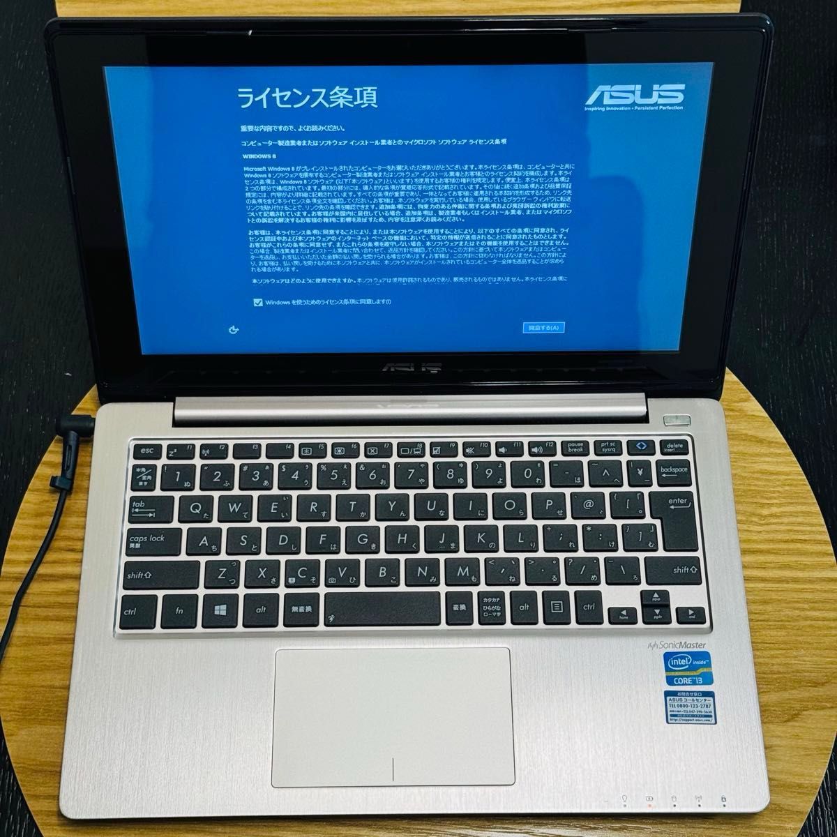 ASUS VivoBook X202E Core i3 メモリ4GB HDD500GB タッチパネル ASUS VivoBook X202E Core i3 メモリ4GB HDD500GB タッチパネル