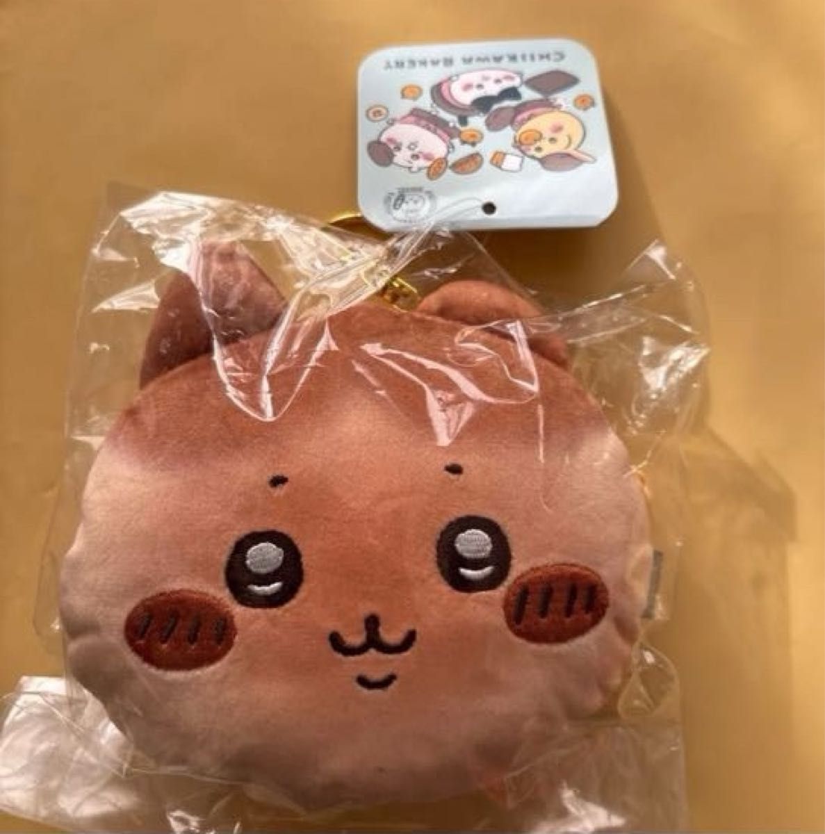 ちいかわ ちいかわベーカリー パンみたいなおかおポーチ（うさぎ