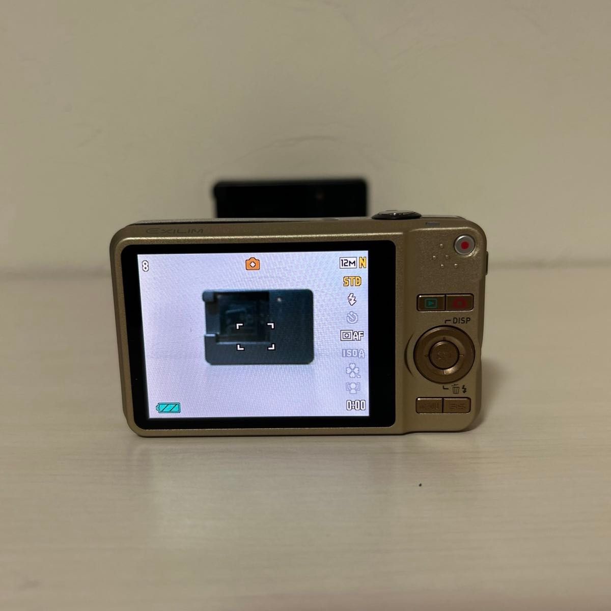 CASIO EXILIM EX-Z90GD ゴールド コンパクトデジタルカメラ CASIO EXILIM EX-Z90GD ゴールド コンパクトデジタルカメラ